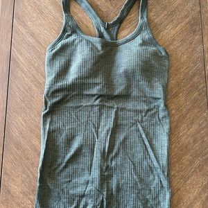 Lululemon ebb to street tank